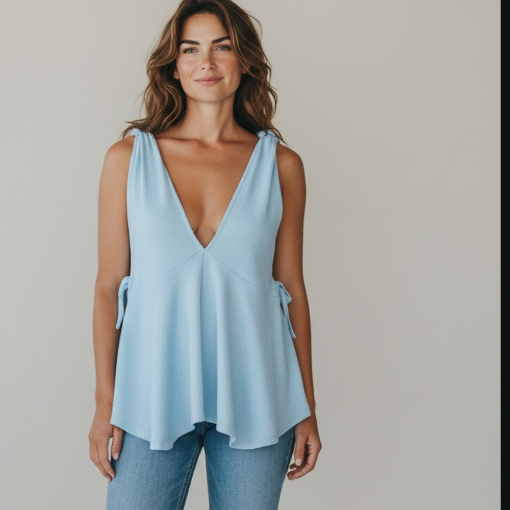 Elegant Blue Sleeveless beach Top